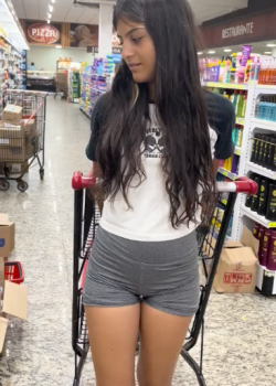 Peladita provocando al tío para que le compre todo + video 15