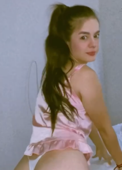 Menea su rico culito + video 23