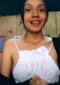 Tiene carita que no hace nada esta wuarrita calienta huevos 8