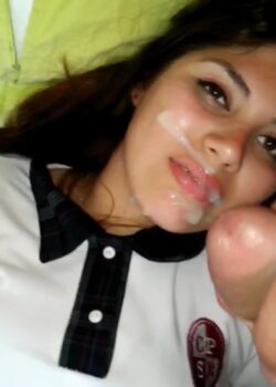 Colegialas golosa le encanta la leche 3