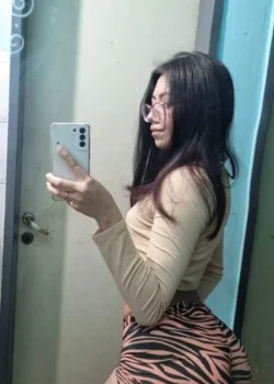 Morocha culona manda videos tocandose 8