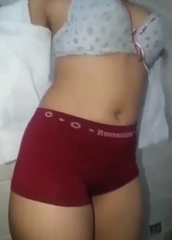 morrita colegiala de licra apretadita roja + VIDEOS 20