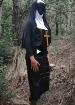 Que miedo esta MONJA CACHONDA + videito 23