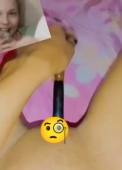 Morrita Se Masturba Con Sus Cosas Escolares+ Vídeo Imperdible 23
