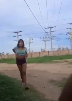 Le mete mano en un campo abandonado + VIDEITO 22