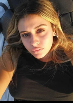 Maia trolita argentina tocandose rico 25