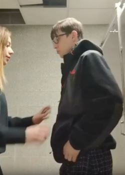 Terribles estas colegialas de ahora + video 20