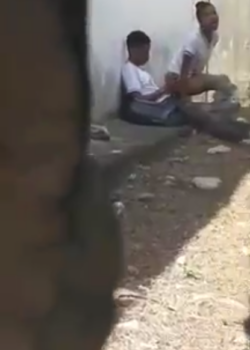 Los captarón detras de una casa abandonada a estudiantes + VIDEO 17