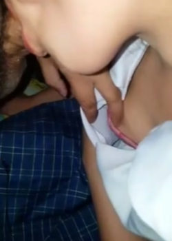 morrita colegiala probando su primera vez + VIDEITO completo 1