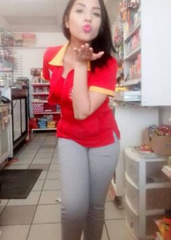 Nueva trabajadora del OXXO destapada + VIDEITOS 12