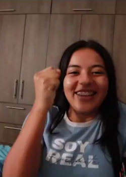 Piedra , papel y tijera le dije para desnudarla + VIDEITOS 1