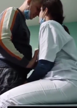 Terminas cachandote a la enfermera del centro de SALUD + Videos 21