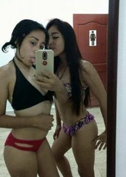 Cogiendome a amiga trolita de mi novia 18