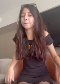 Jovencita linda es muy traviesa 😈 + video 5