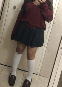 Colegiala tetona se filtran sus nudes 24