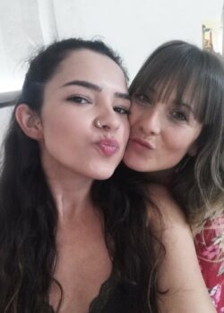 Madre e hija trolitas les gusta la verga 1