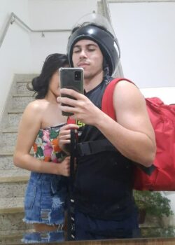 Chico del delivery se coge a mi novia 19