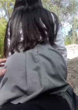 Ricura De Estudiante Cabalgando En El Monte 7