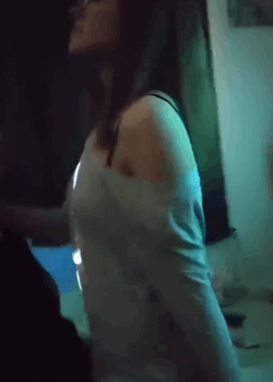 El día que la prima se entrego en casa sola + VIDEO 11