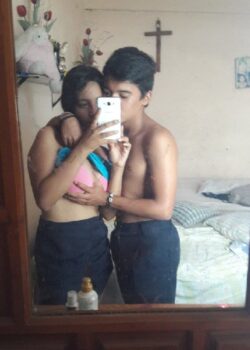 Colegiala tetona filtrada por su ex novio 5