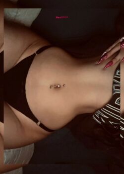 Nudes Flaca Rika 24