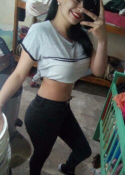 Pendeja trolita arg se filtran sus nudes 7