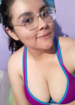 Compañera tetona de la prepa filtrada 14
