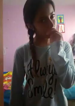 Pendejita De Tetas Pequeñas En Video Para Su Novio 12