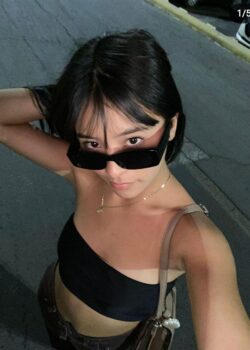 Pendejita trola de ig cabalgandome rico 13