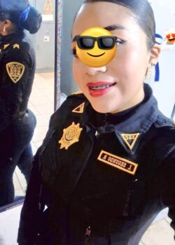 Identificada la policía gritona q estrenó la patrulla a base de puro squirt + VIDEO 21