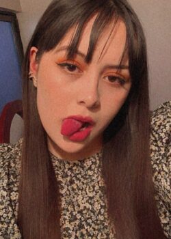 Camila univesitaria cabalgando una buena verga 2