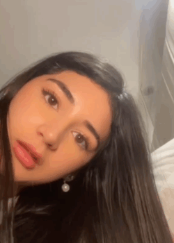 La cara que puso cuando vio que era un envivo y no video para el novio 20