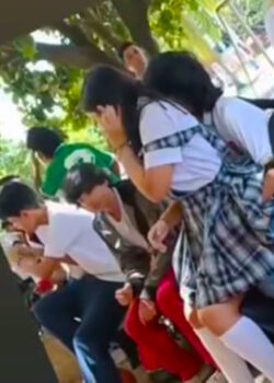 Le mete mano a la peladita de colegio + VIDEITO 16