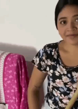 ASUSTADA por su jefe le pidio que se baje el VESTIDO + videito 21