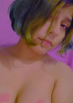 Morrita mexicana adolescente se graba videos y fotos 22