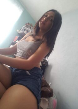 Diana compañera de la prepa es una trolita 19