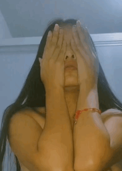Pendeja tímida haciendo cositas indebidas + video 13