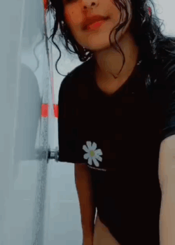 Mija porque demora tanto en el baño LA NENA DE PAPI😈🍑 22