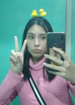Pendejita colegiala con tremendo culo termina filtrada 2