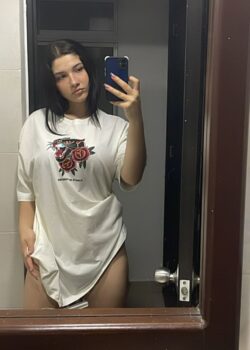 Cachonda con ganas de CULIAR con su primo 19