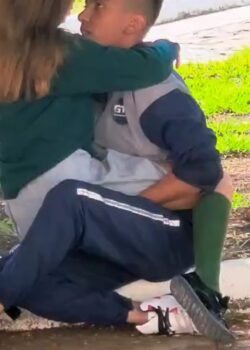 Colegiala Culeando Y Pillada Por Pendeja 11