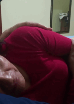 Otra vez con mi suegra, le encanta tener sexo todo el dia conmigo 10