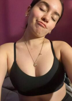 TIene carita de que chupa el huevo rico 15
