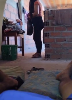 la INVITA a culiar durisimo en su CUARTO 22