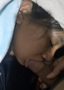 Dandole verga a mi primita dormida 25