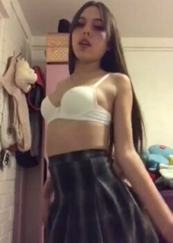 La más deliciosa de la clase + Video Viral 9