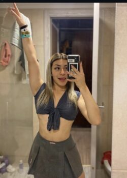 Pendeja egresada con tremendo culo manda fotos y se filtra 22