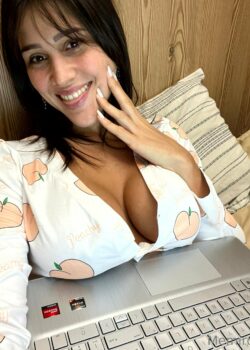 Tremenda tetona de arg nudes filtrados 26