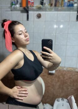 Fotos encontradas en el celular de una trola embarazada 8