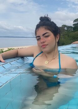 Pendeja filtrada cogiendo con su novio 6